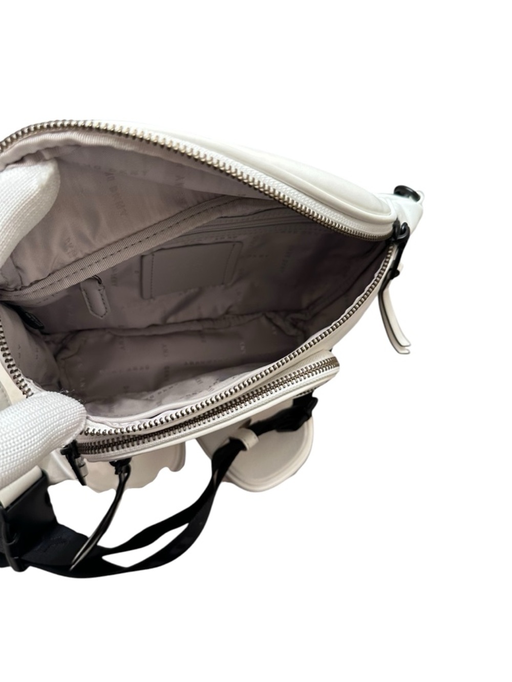 DKNY White Leather Belt Bag with Black Strap & Chain Detail - Picture 5 of 11